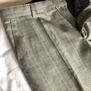 Banana Republic Relaxed Fit Pant